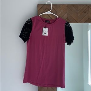 NWT Ampersand Avenue Fuschia Black lace top